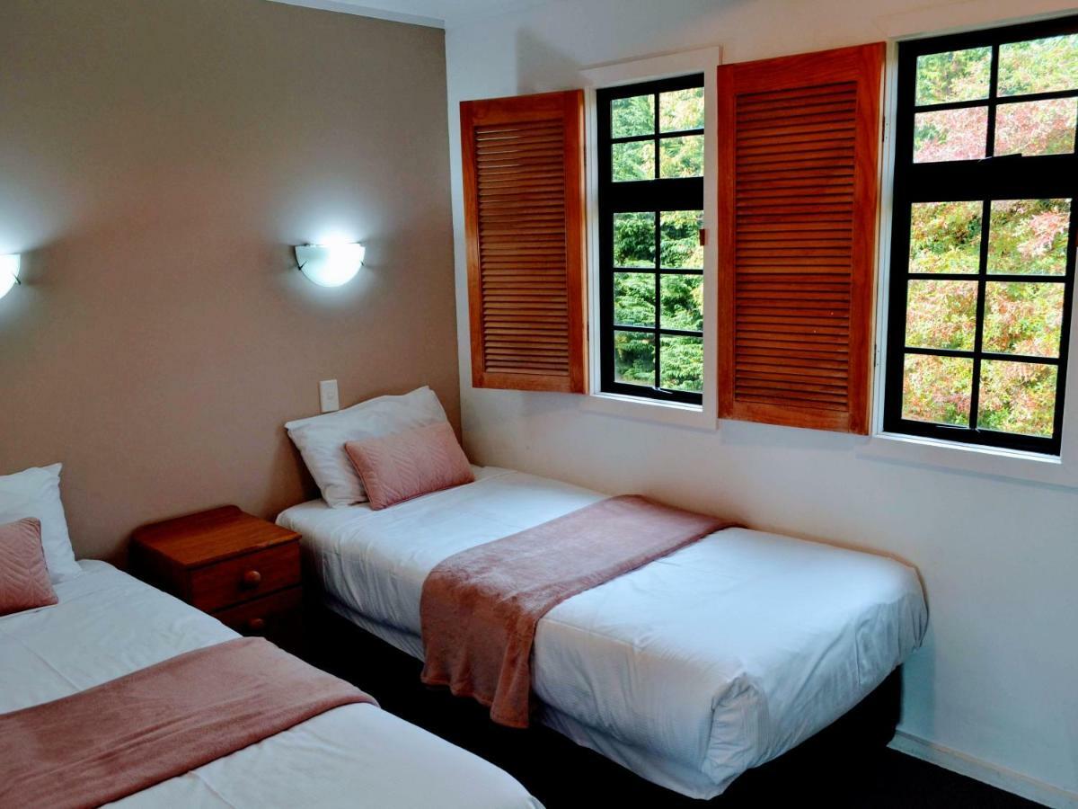 Salty Dog Inn Snells Beach Ngoại thất bức ảnh