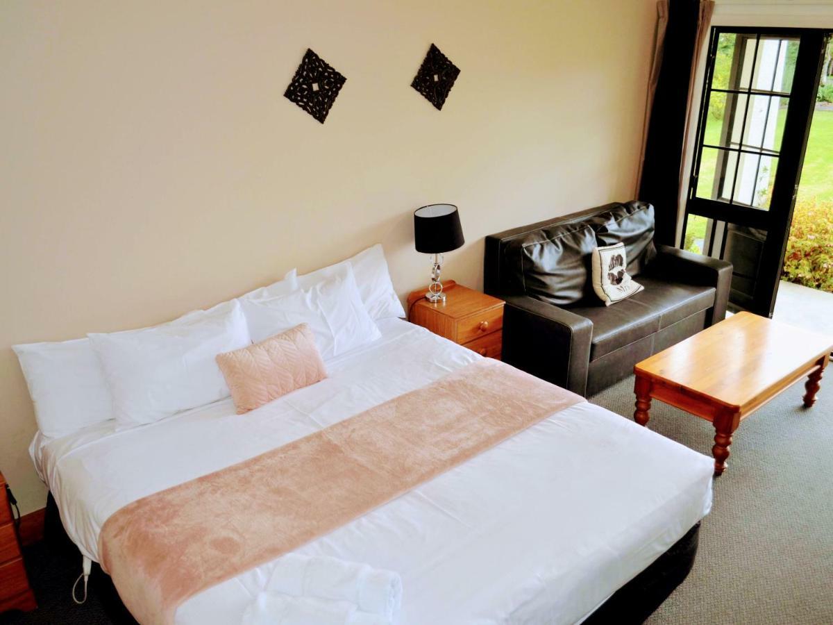 Salty Dog Inn Snells Beach Ngoại thất bức ảnh